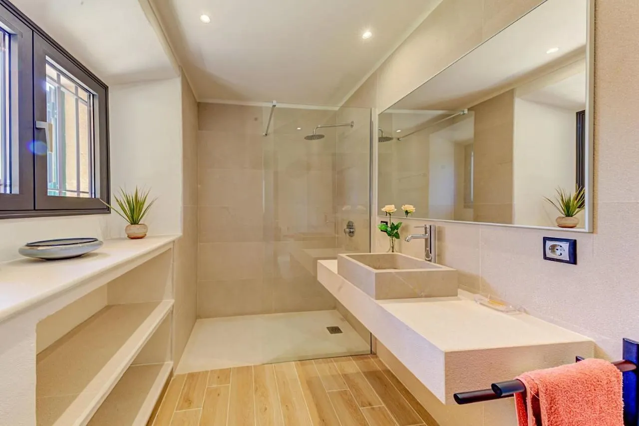 La Plana By Sealand Villas Pollenca